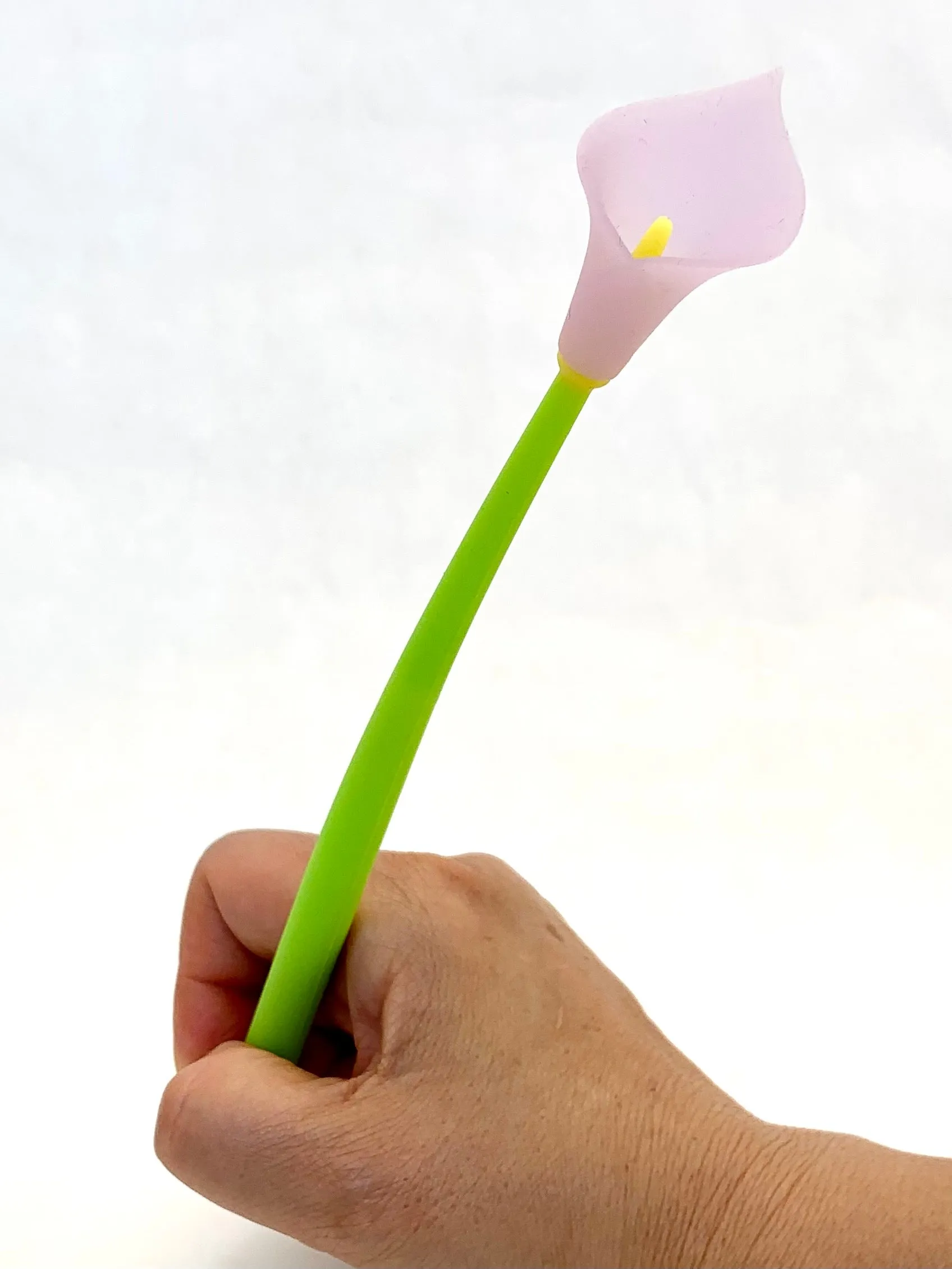 22412 COLOR CHANGING LILY FLOWER GEL PEN-48