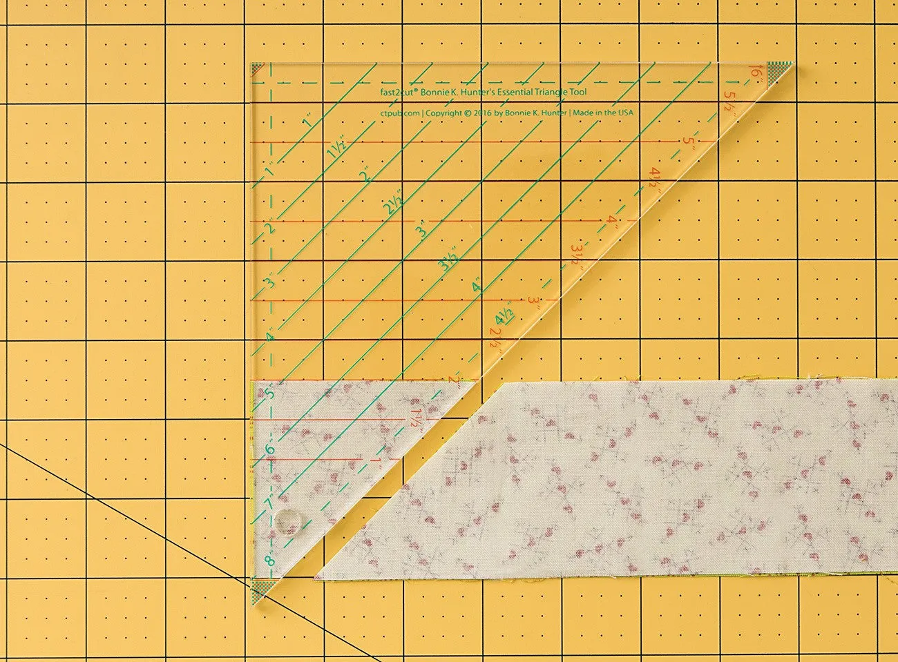 Fast2cut Bonnie Hunter Essential Triangle Tool
