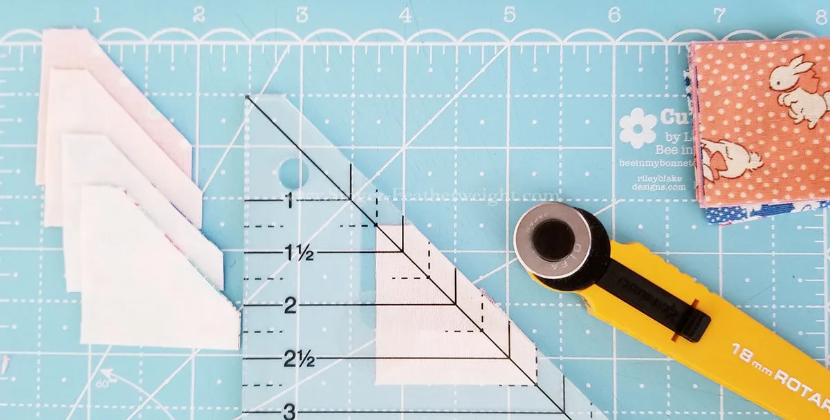 Folded Corner Clipper Ruler by Creative Grids - SMALL