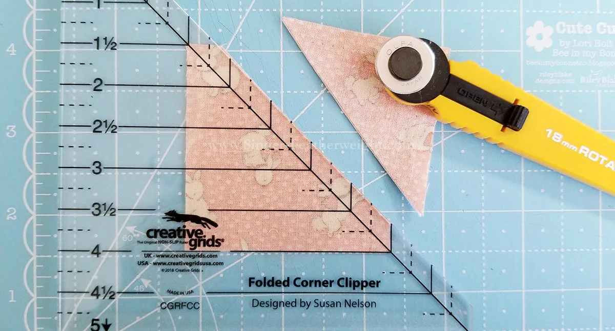 Folded Corner Clipper Ruler by Creative Grids - SMALL