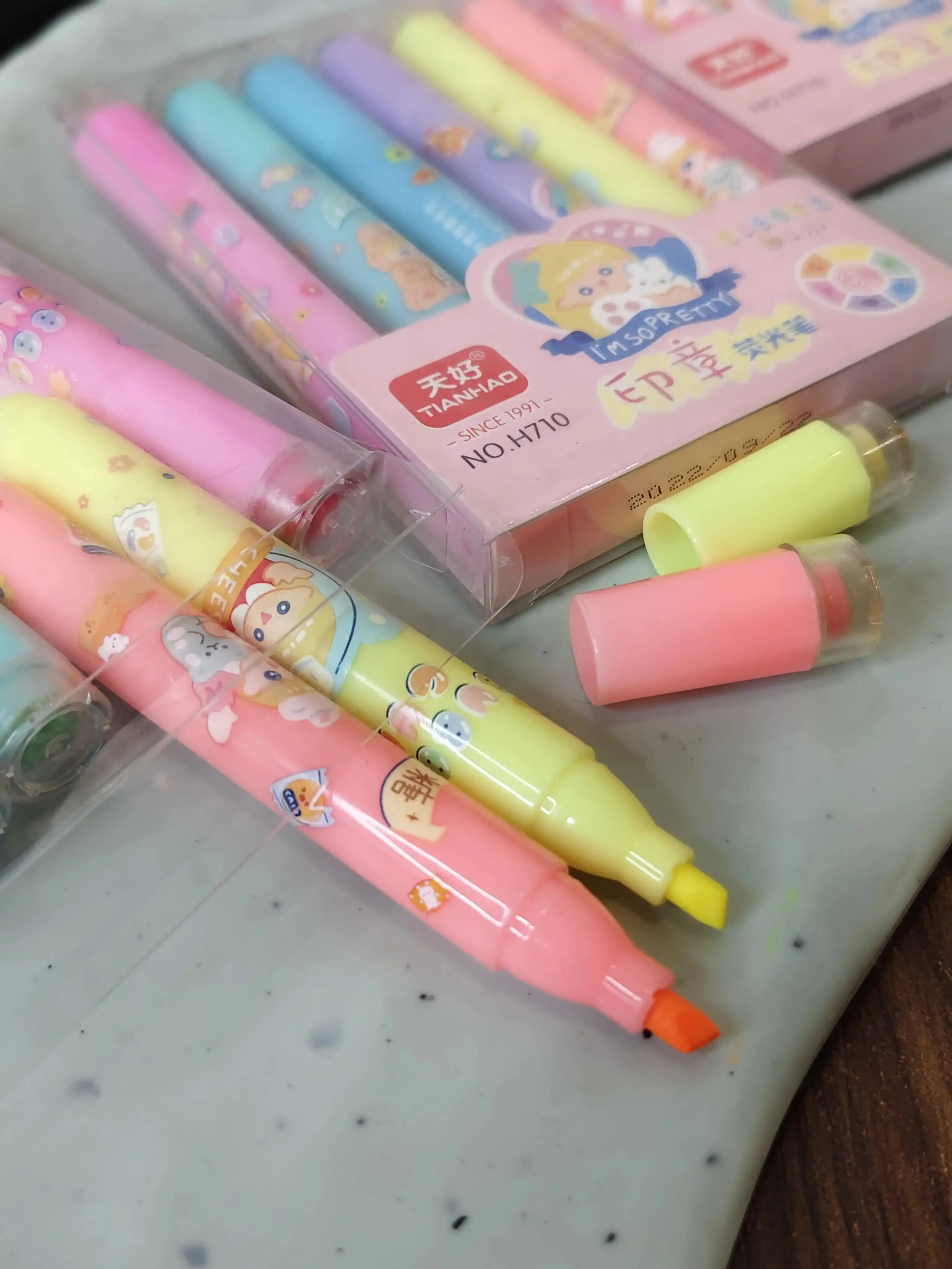 Kawaii highlighter with stamp (6 highlighters pack )